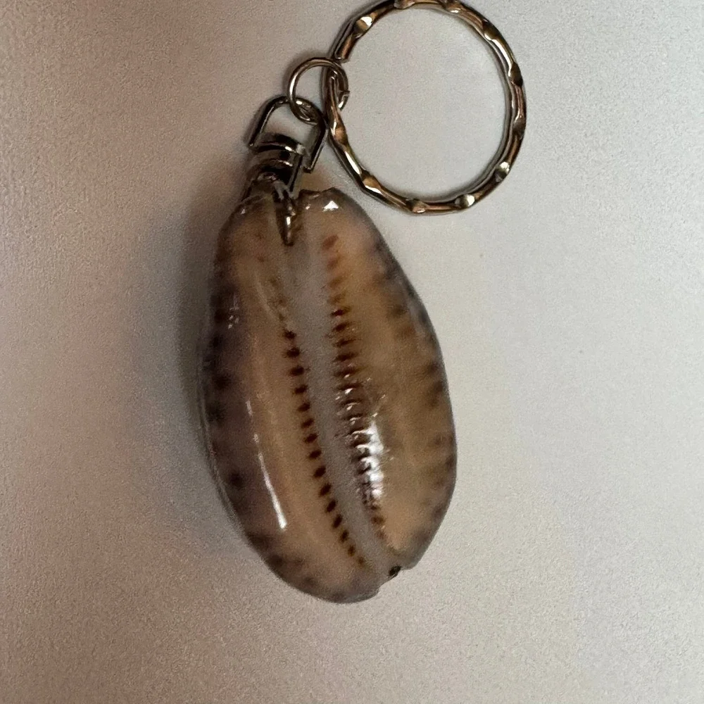 Emerald Isle Seashell‎ Starfish Keychain Souvenir Sand